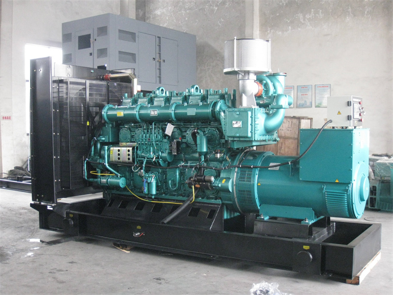 忻州200KW 柴油发电机的油耗是多少?