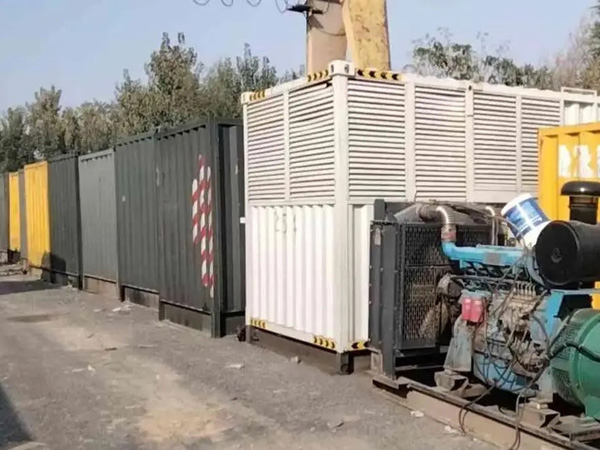 忻州200KW柴油发电机机组每小时油耗是多少?